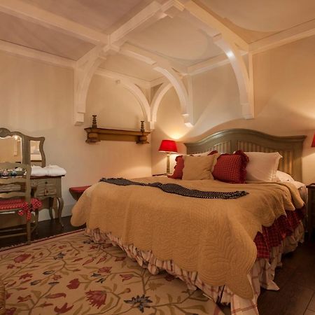 Amade Chateau Vrakúň Екстериор снимка