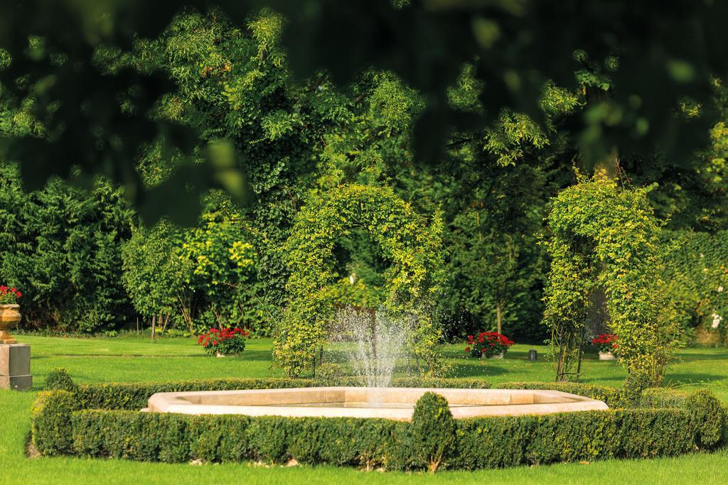 Amade Chateau Vrakúň Екстериор снимка