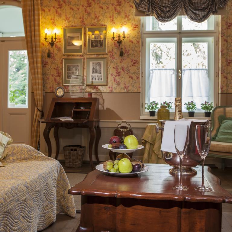 Amade Chateau Vrakúň Екстериор снимка